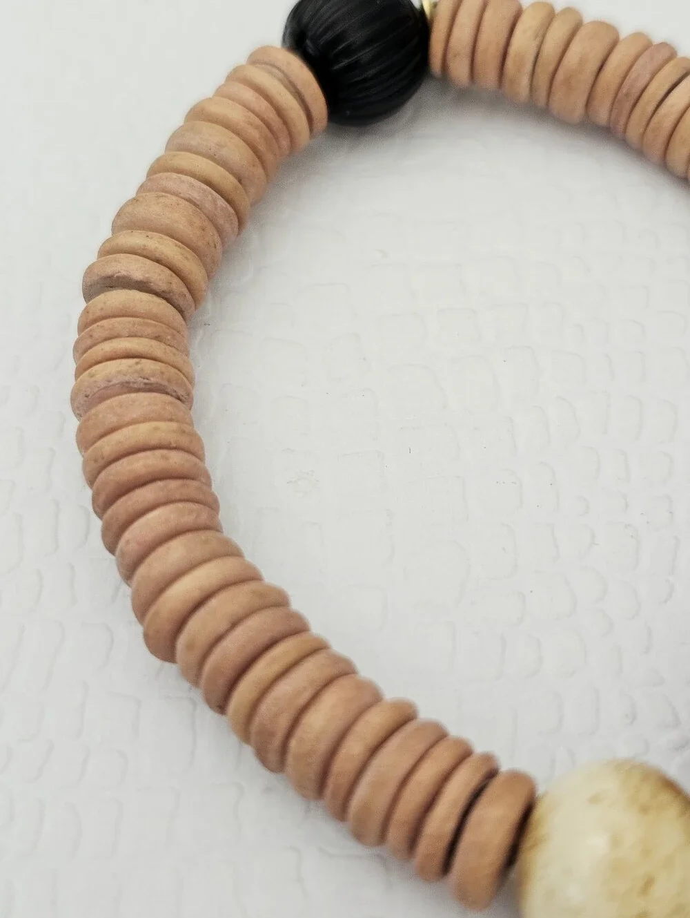 Silpada Very Rare🦄Wood Pukalet Turquoise Cinnebar Island Stretch Bracelet B0811